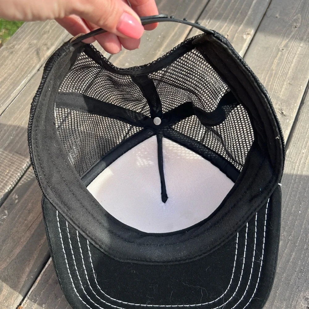 vans off the wall-greetings from sunny vans off the wal!. Snapback Hat‎
